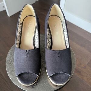 TOMS Black Canvas Peep Toe Wedge Espadrilles | Size 8